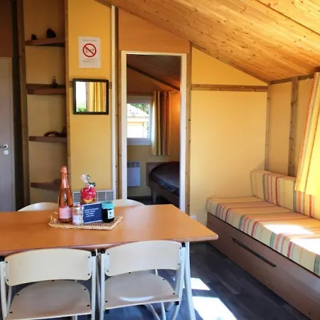 Familial Avec Terrasse Et Activites D'ete - 2 Etoiles - Fr-1-489-400 Holiday home *